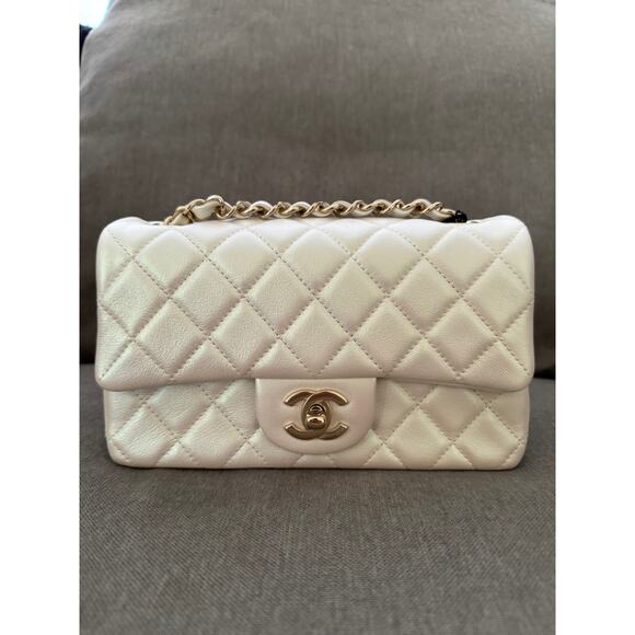 Chanel 21S Iridescent White Mini Flap Rectangle CC Quilted Chain Crossbody Bag - Picture 3 of 16